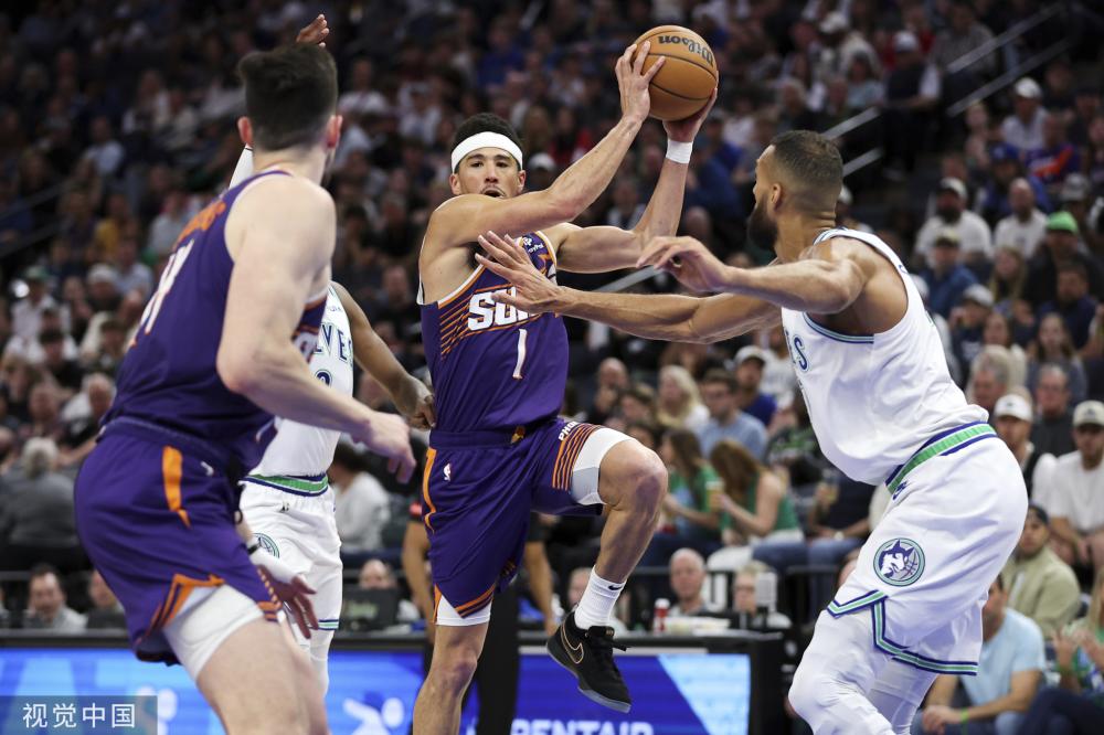 在与球员的 在与球员的