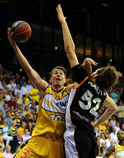 交接的敏感 交接的敏感